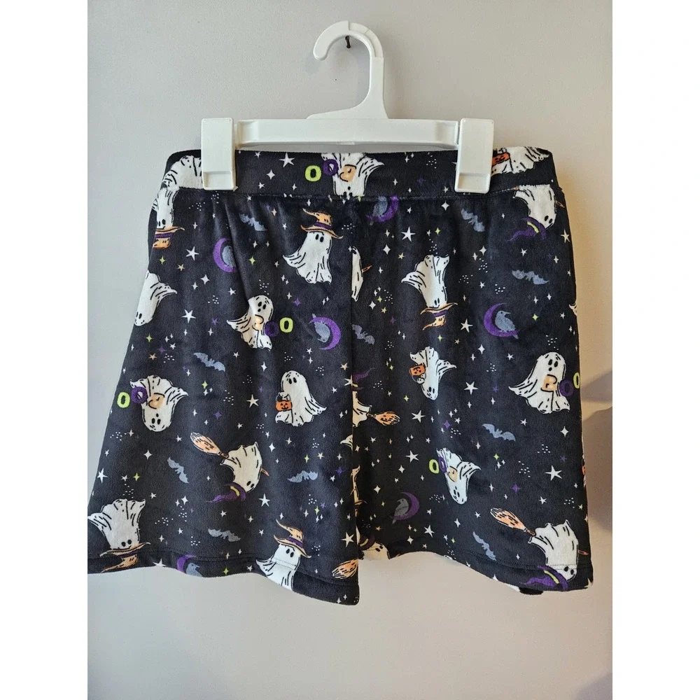Celebrate! Halloween Women's Sleep Shorts 2X (18W–20W) –‎ Ghost Print, Black.